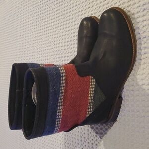 Seychelles Western boots come in a size 8 1/2 (#12)